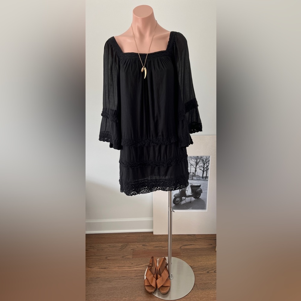 Karta black bohemian chic flowy mini dress. Size XS.